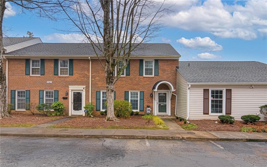4010 Huntingreen Lane # D Property Photo 3