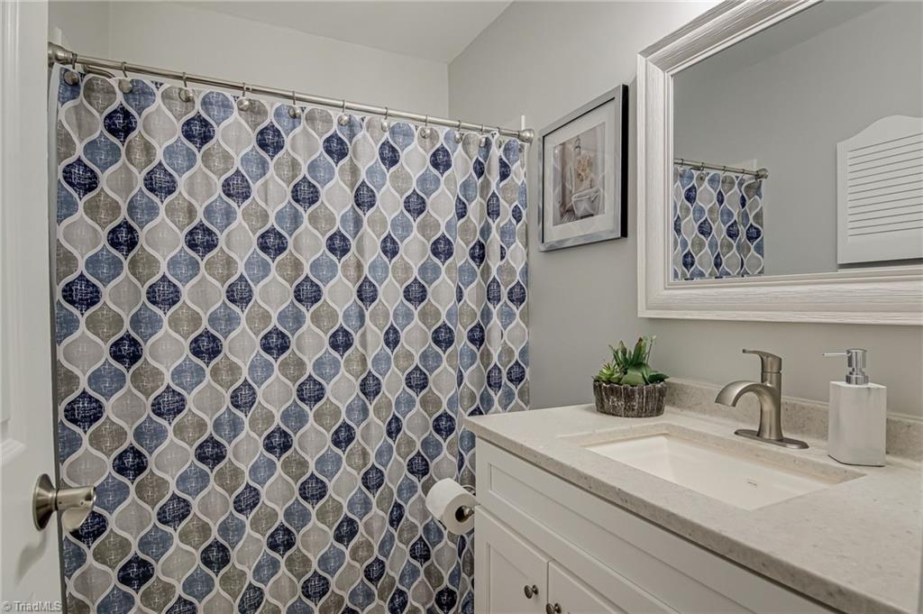 4010 Huntingreen Lane # D Property Photo 26