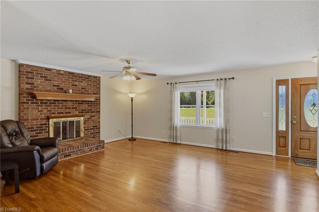 2301 Griffith Road Property Photo 6