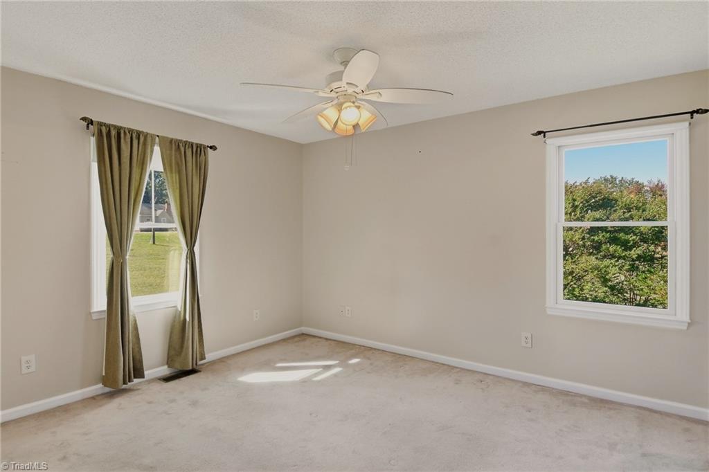 2301 Griffith Road Property Photo 14