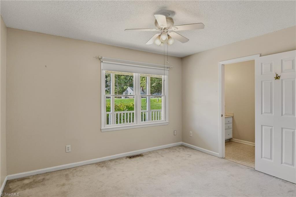 2301 Griffith Road Property Photo 17