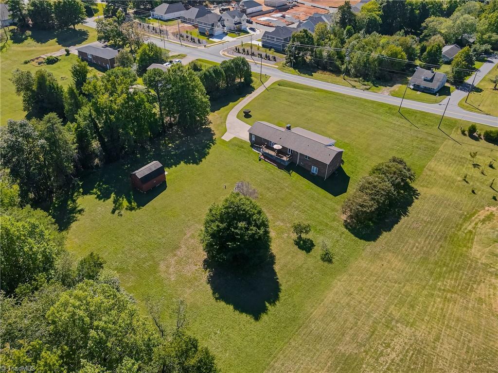2301 Griffith Road Property Photo 40