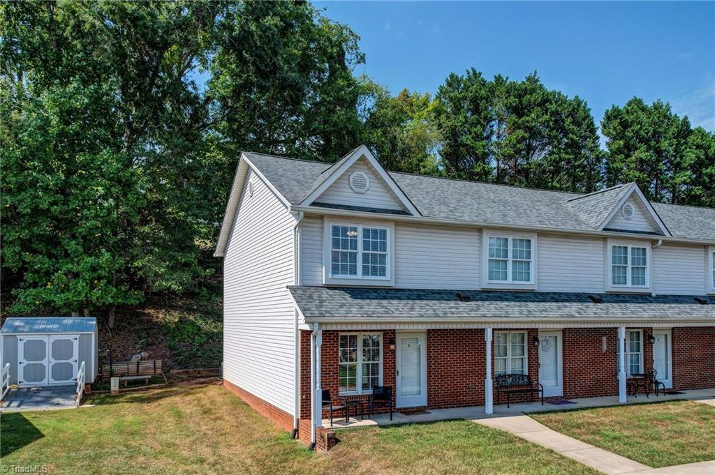 525 Highland Park Drive # A Property Photo 1