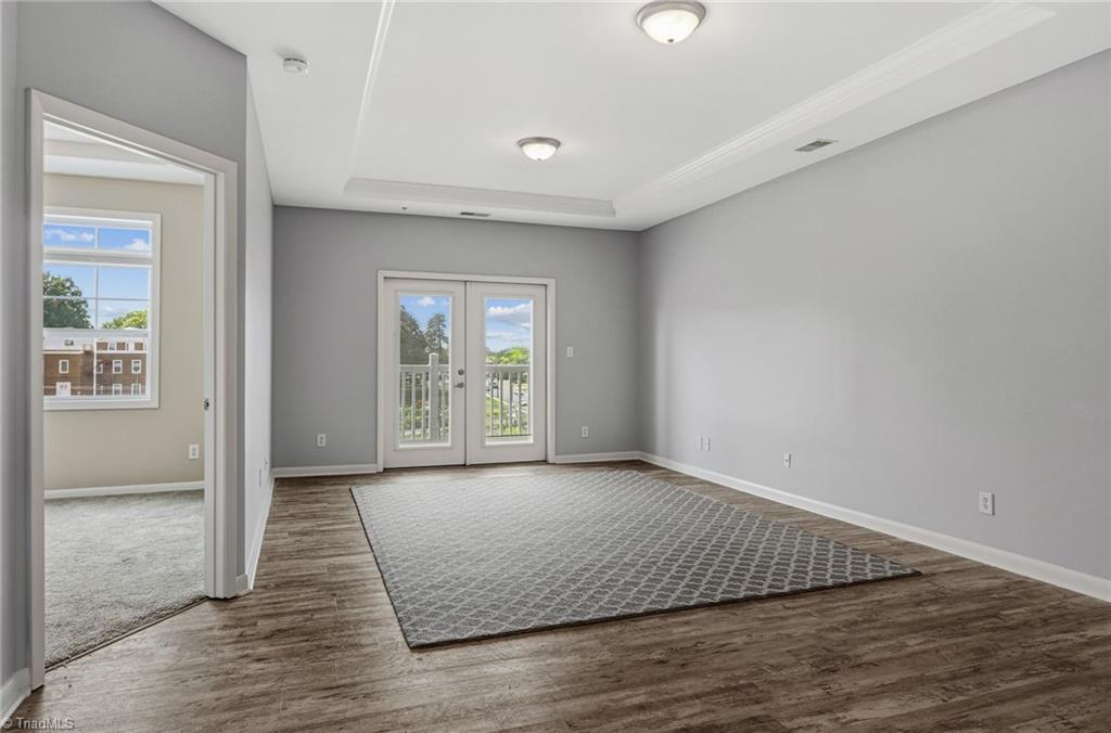605 Market Street W # 314 Property Photo 8