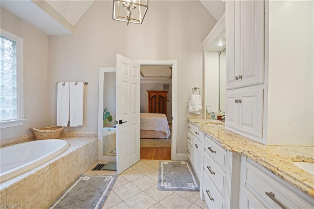 5586 Anson Road Property Photo 23