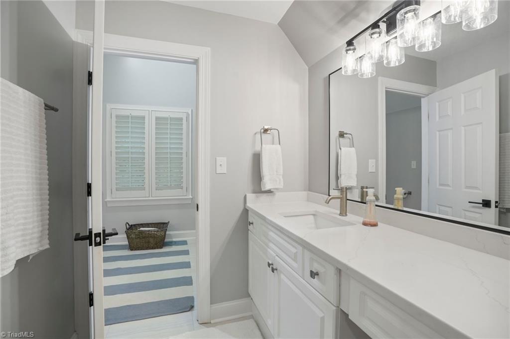5586 Anson Road Property Photo 29