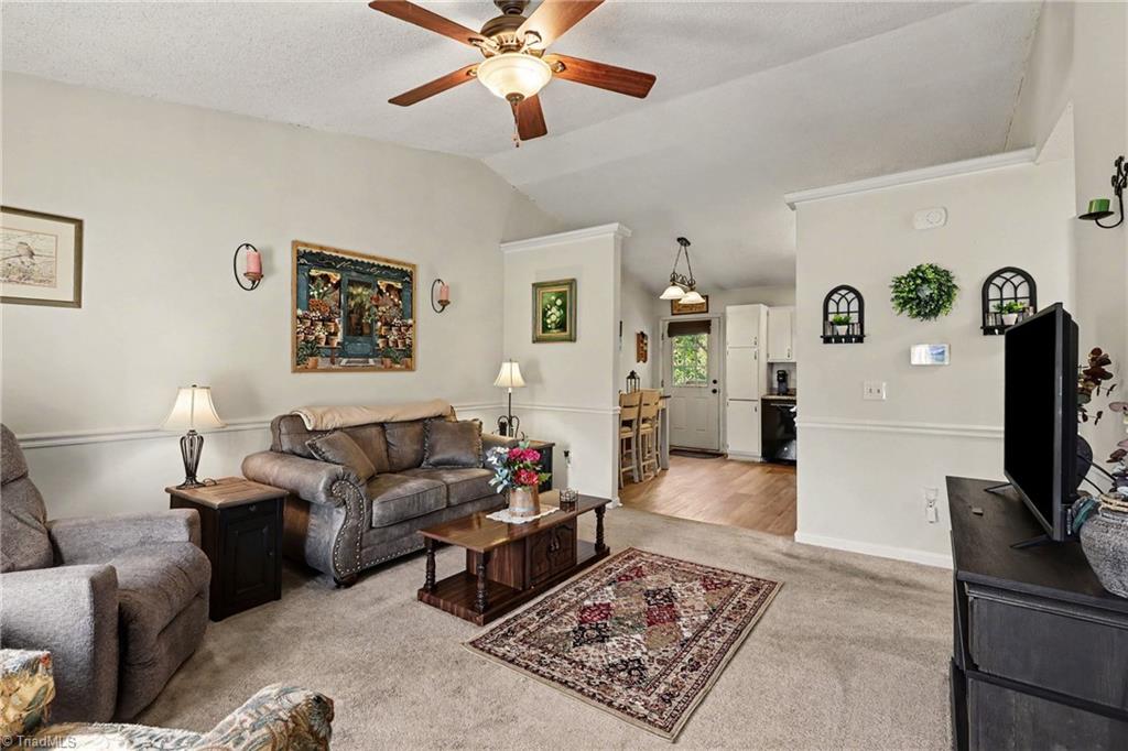 3401 Lovington Court Property Photo 11