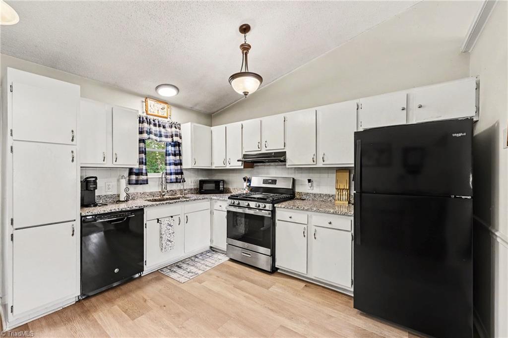 3401 Lovington Court Property Photo 16