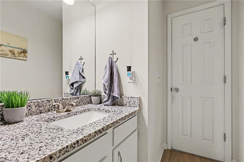 3401 Lovington Court Property Photo 33