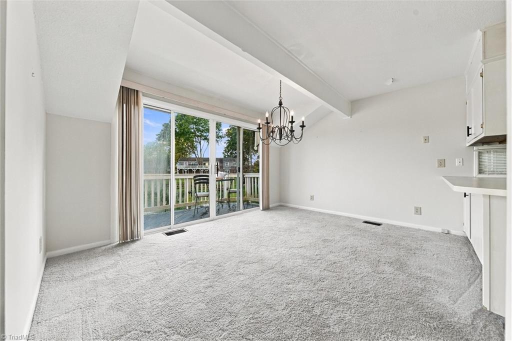 128 Golfview Drive Property Photo 9
