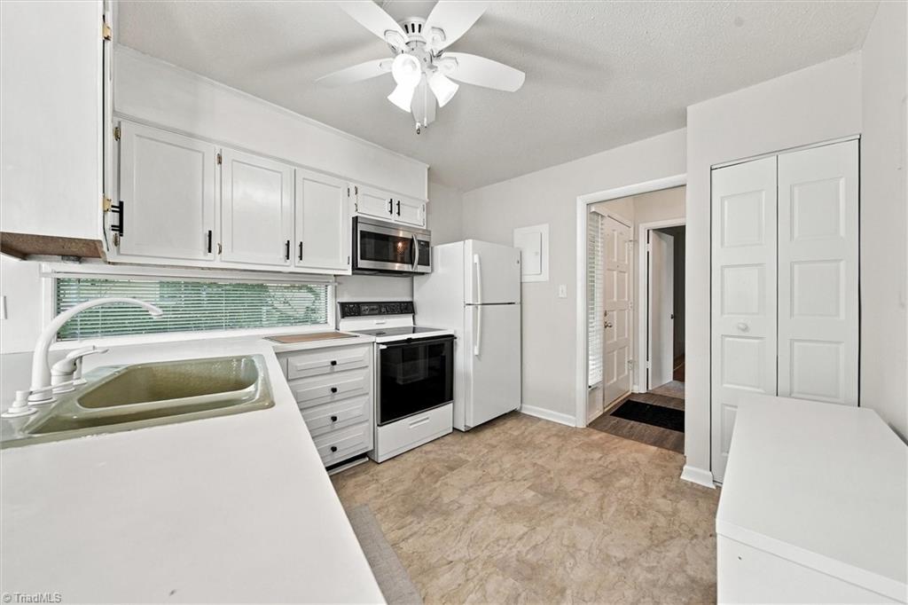 128 Golfview Drive Property Photo 13