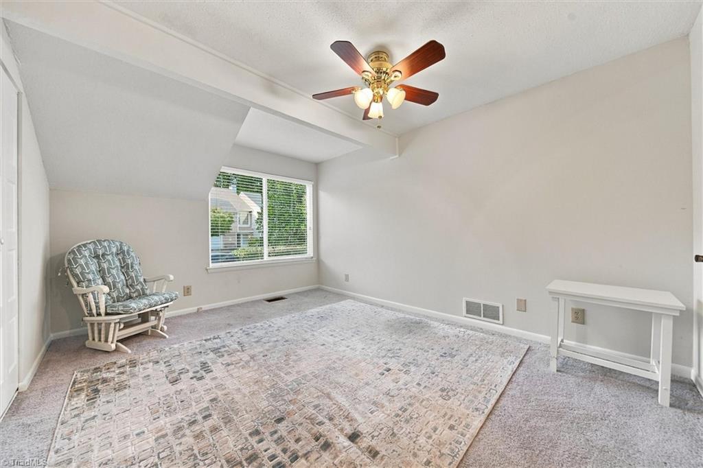 128 Golfview Drive Property Photo 16