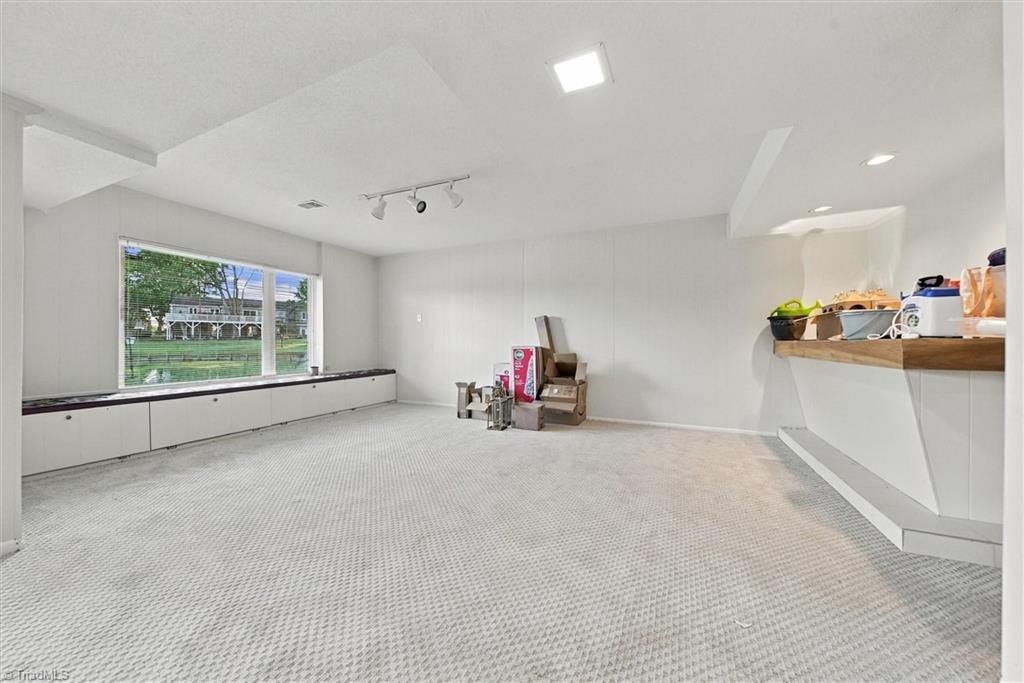 128 Golfview Drive Property Photo 24