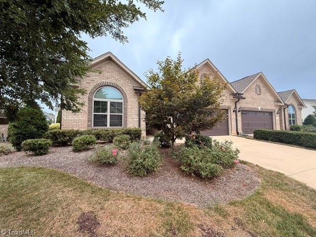 1597 Oakbluffs Drive Property Photo 1