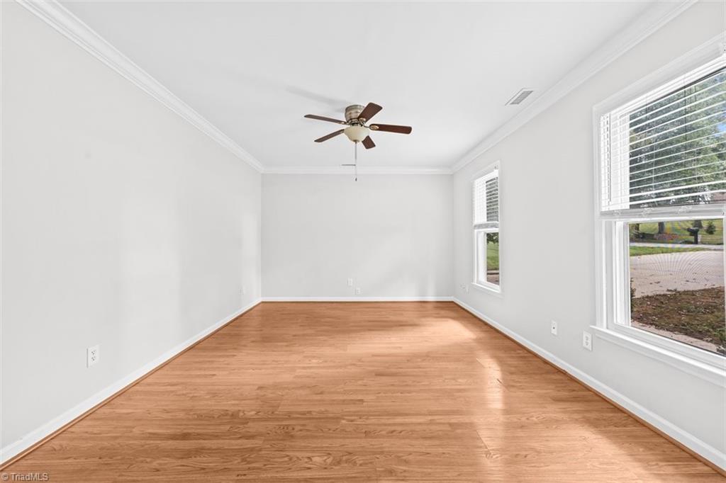 203 Weaver Street Property Photo 3
