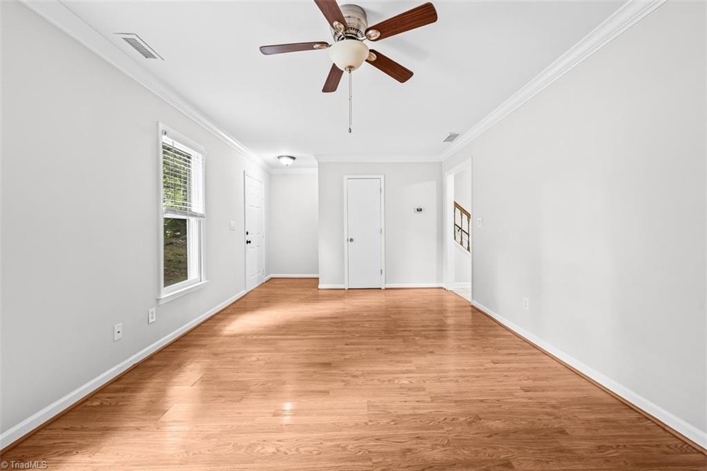 203 Weaver Street Property Photo 5