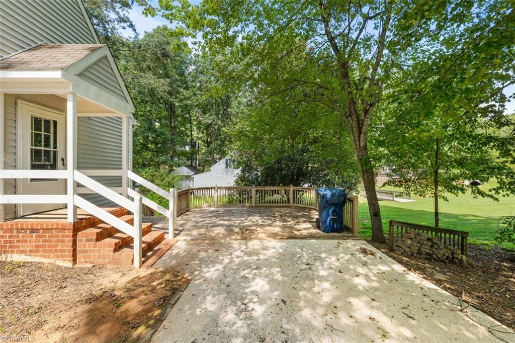 203 Weaver Street Property Photo 25