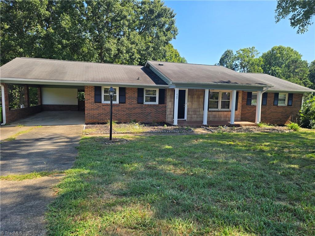 429 Mendenhall Drive Property Photo 1