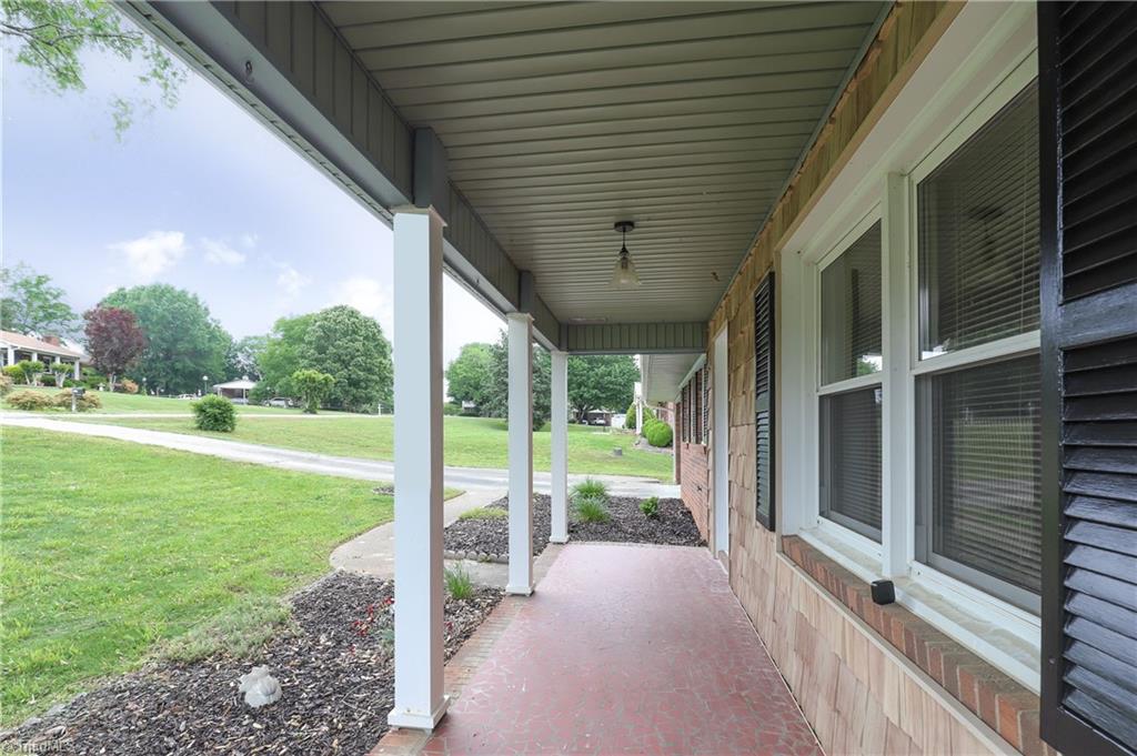 429 Mendenhall Drive Property Photo 6