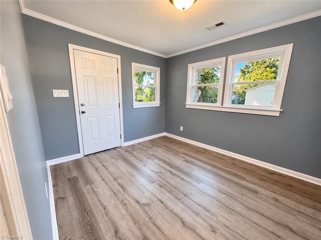 3725 New Walkertown Road Property Photo 25