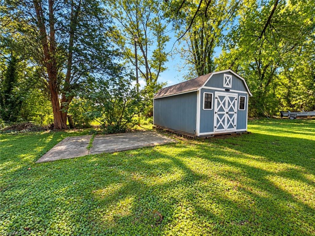 3725 New Walkertown Road Property Photo 31