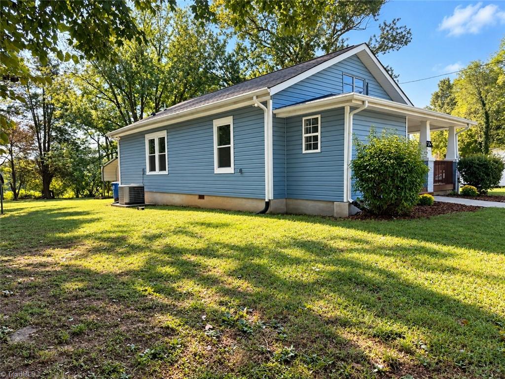 3725 New Walkertown Road Property Photo 36