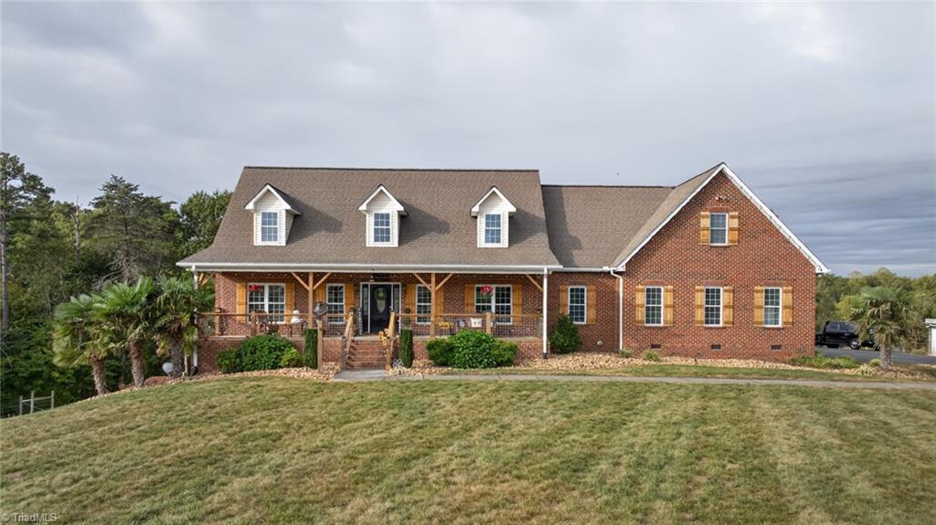 5734 Ogburn Stables Road Property Photo 1