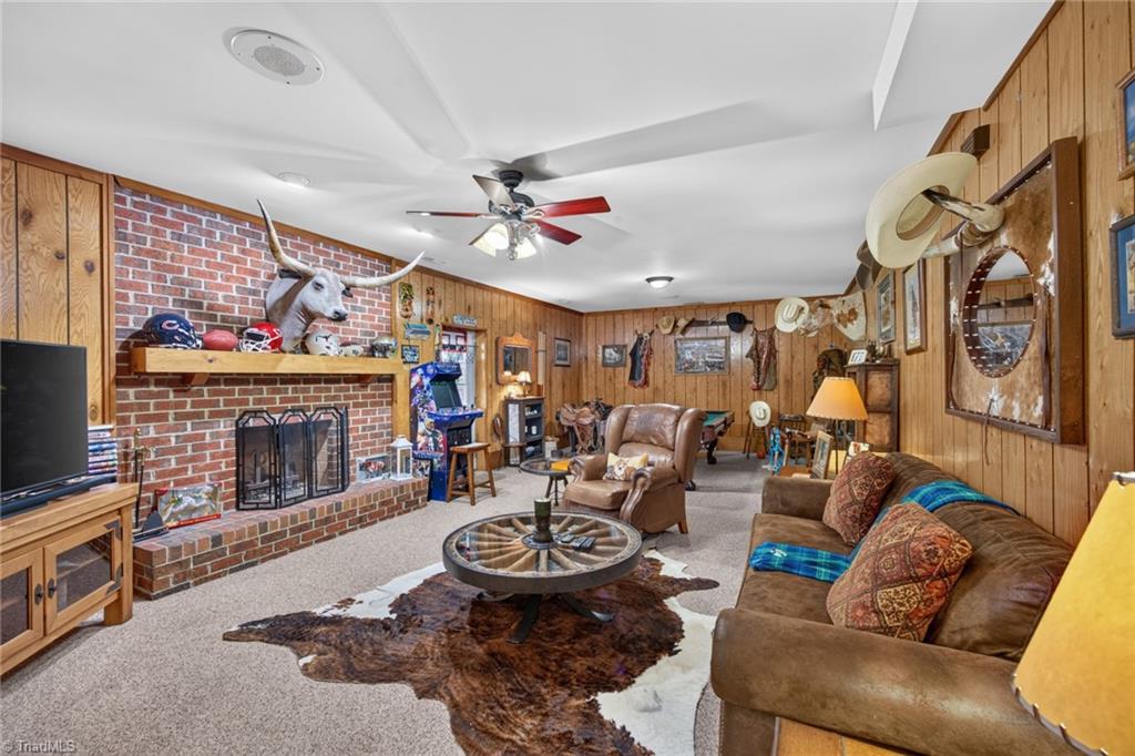 5734 Ogburn Stables Road Property Photo 40