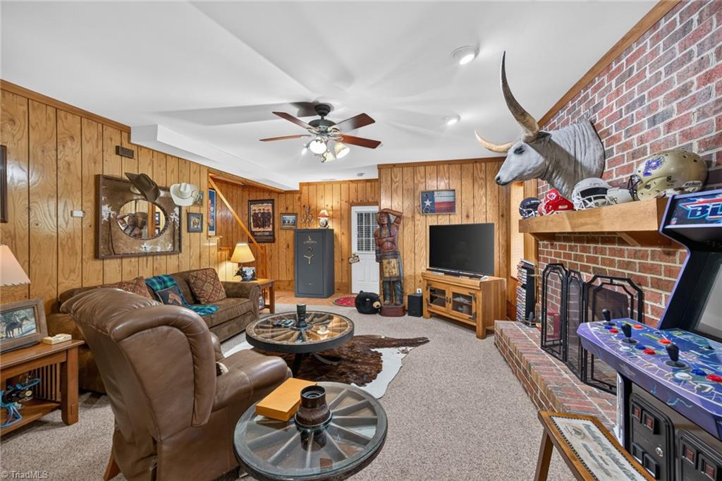 5734 Ogburn Stables Road Property Photo 42