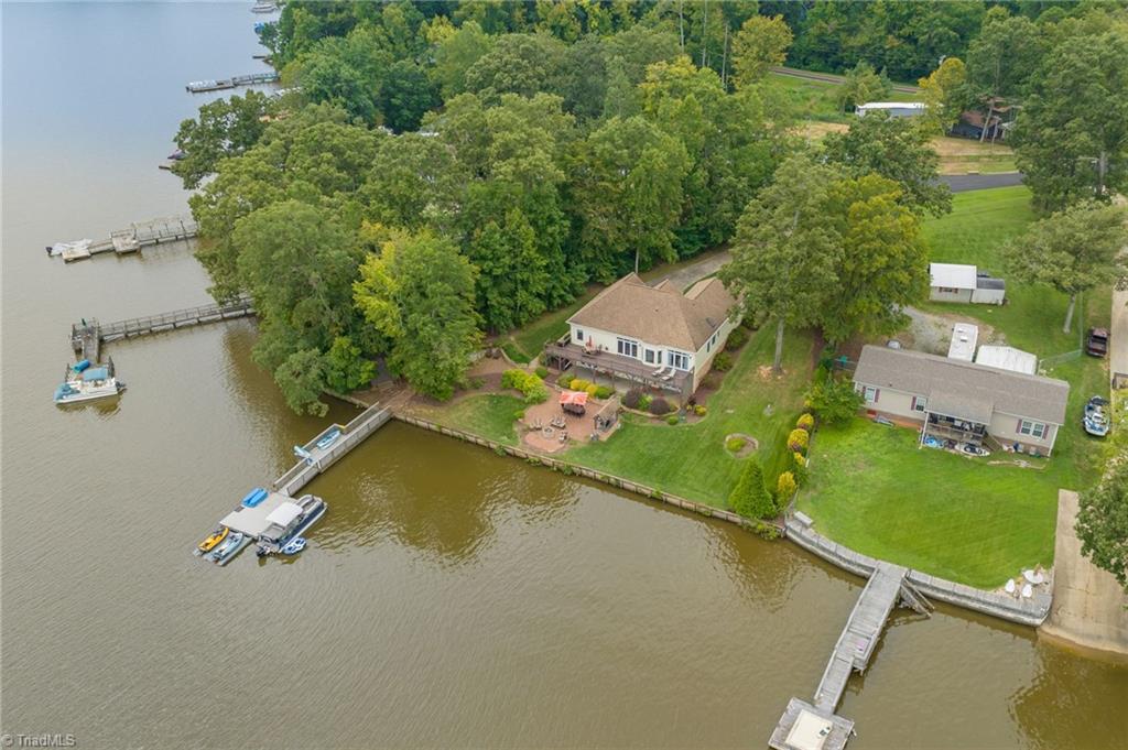 161 Abbotts Court Property Photo 13