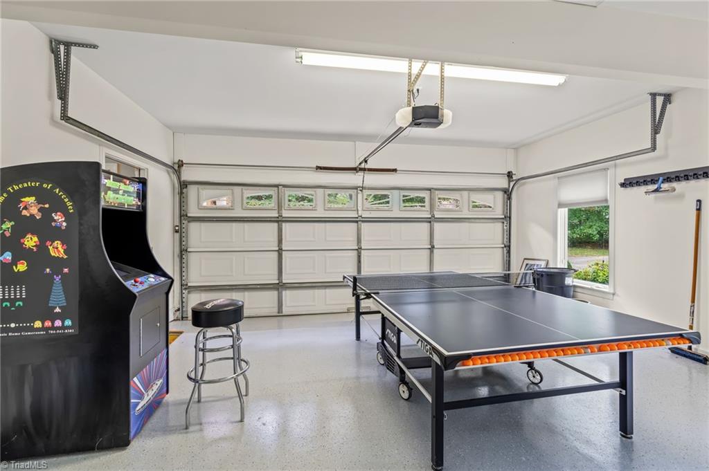 161 Abbotts Court Property Photo 42