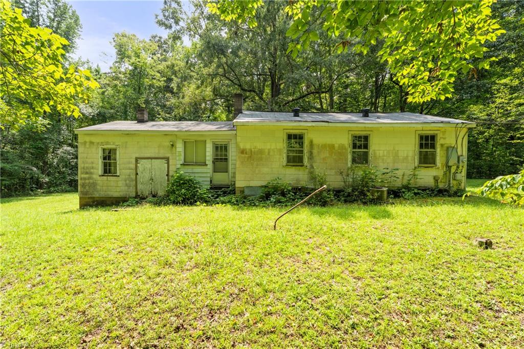 955 Valleystream Road Property Photo 14