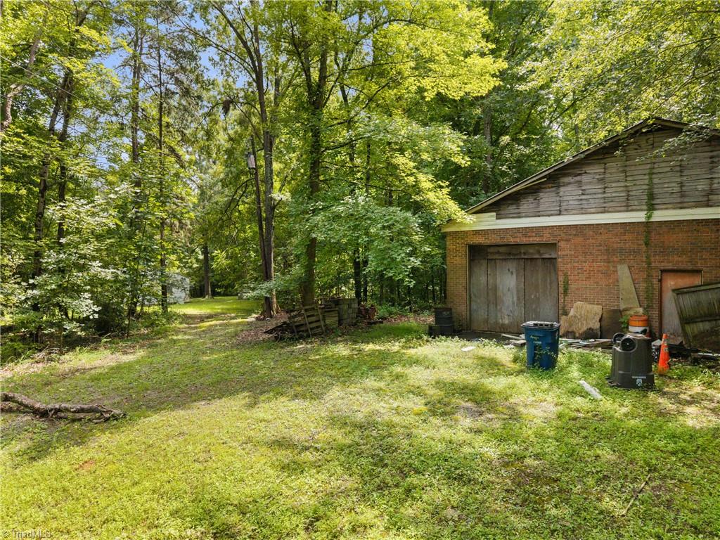 955 Valleystream Road Property Photo 18