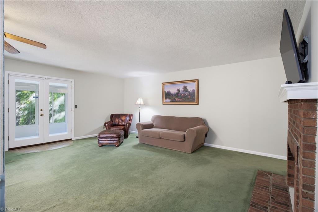 1418 Rock Spring Street Property Photo 6