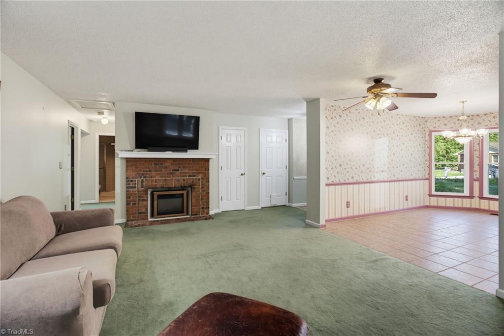 1418 Rock Spring Street Property Photo 8
