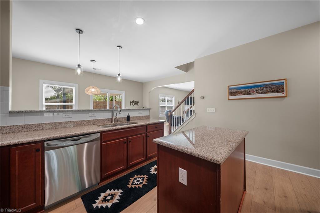 4774 Abbey Park Road Property Photo 11