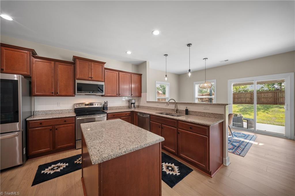 4774 Abbey Park Road Property Photo 12