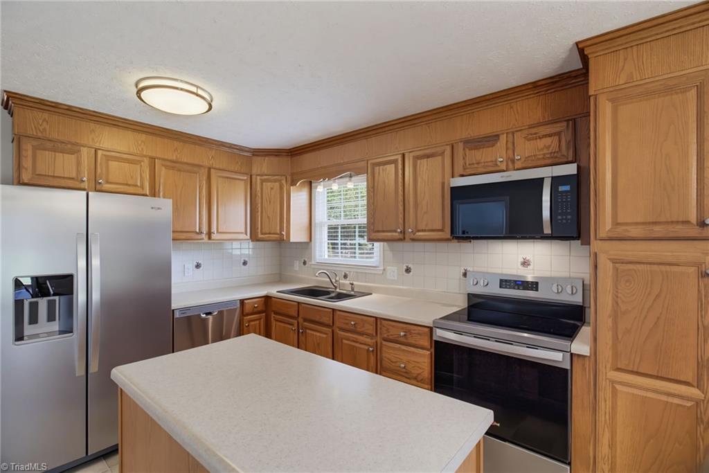 4010 Elkton Trail Property Photo 17