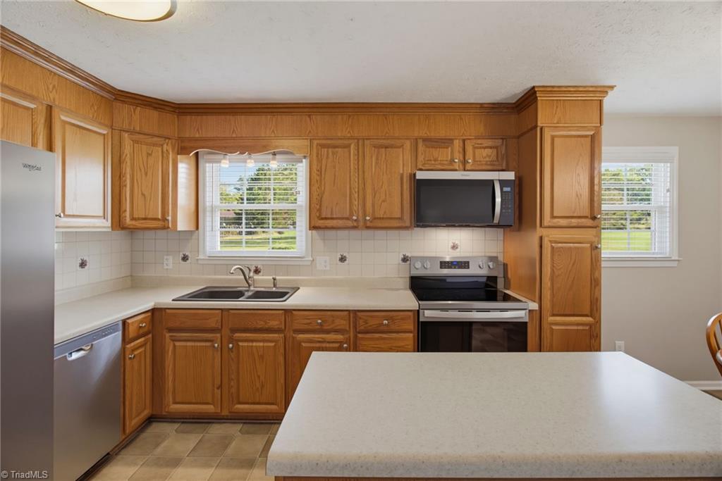 4010 Elkton Trail Property Photo 18