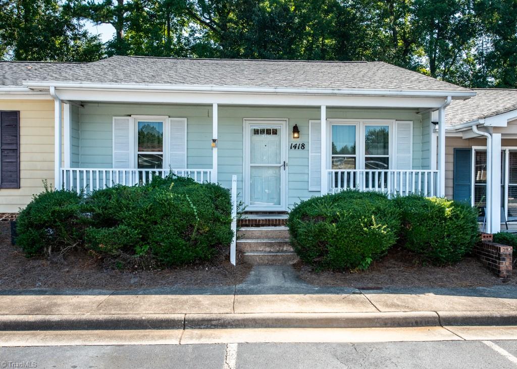 1418 Bailey Circle Property Photo 1