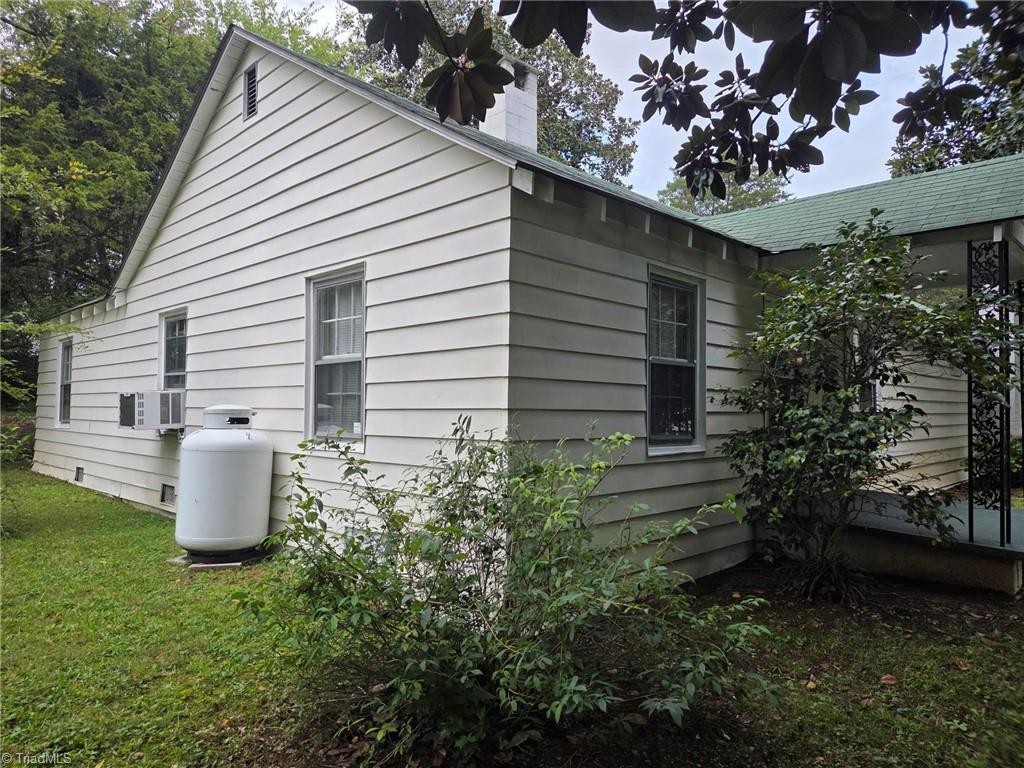 2601 Pershing Street Property Photo 3