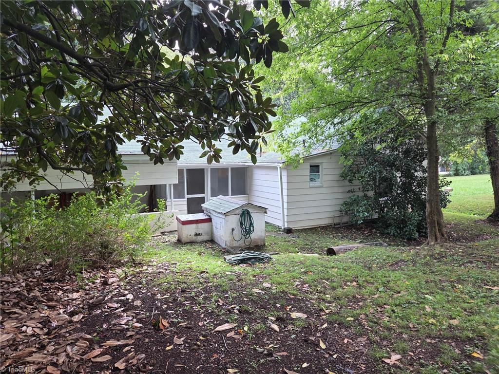 2601 Pershing Street Property Photo 9