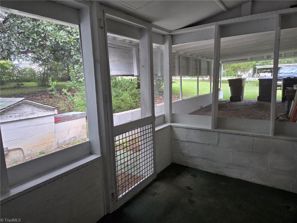 2601 Pershing Street Property Photo 14