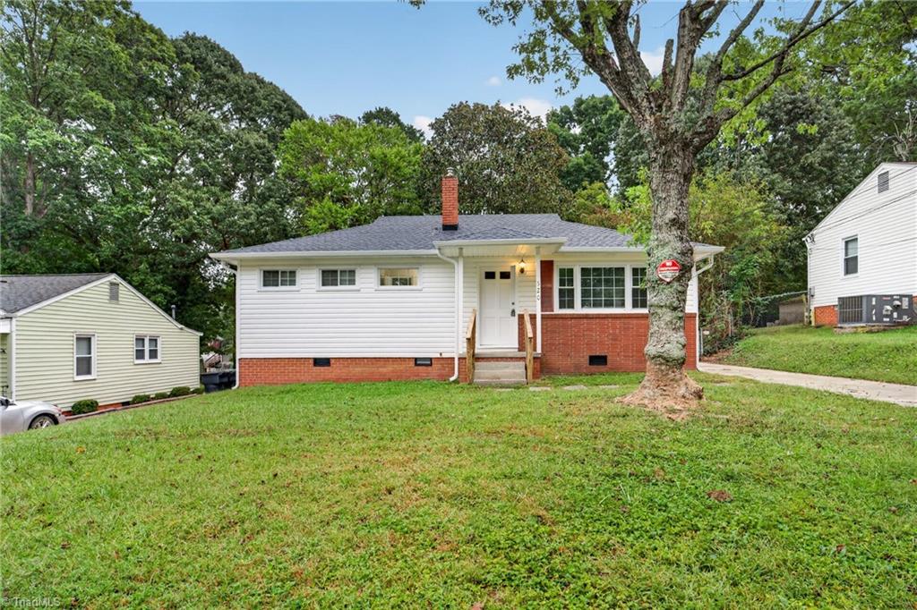 520 Ashburn Street Property Photo 6