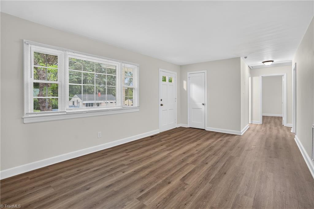 520 Ashburn Street Property Photo 10