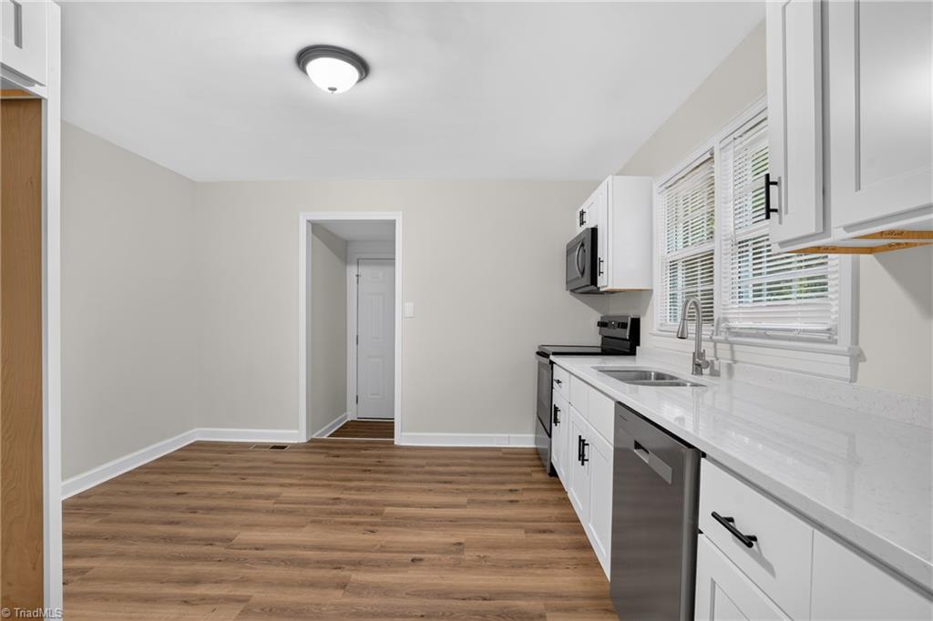 520 Ashburn Street Property Photo 14
