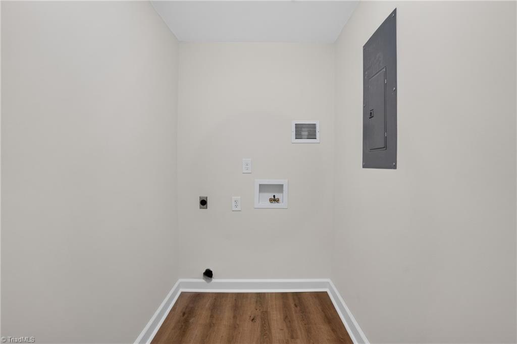 520 Ashburn Street Property Photo 17