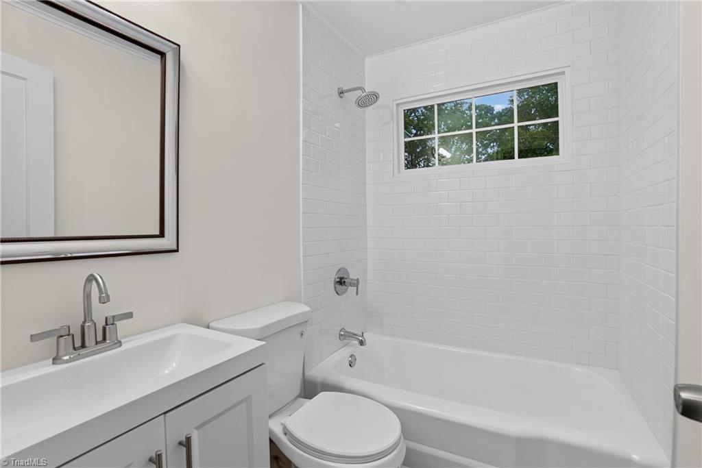 520 Ashburn Street Property Photo 29