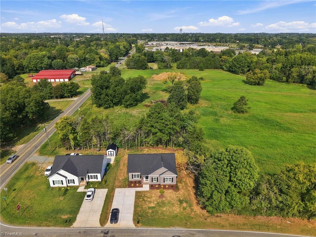 1004 Ivey Road Property Photo 24