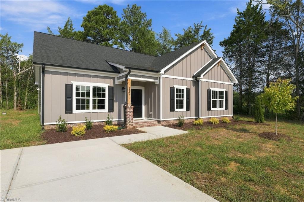 1004 Ivey Road Property Photo 26